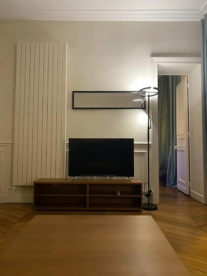 Spacious Apartment Next To Place Vendome Paris Exterior foto